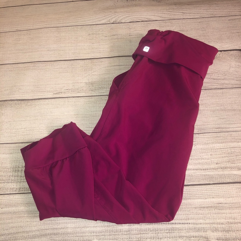 Fabletics || Labaree Capri Pants Size Medium - image 2